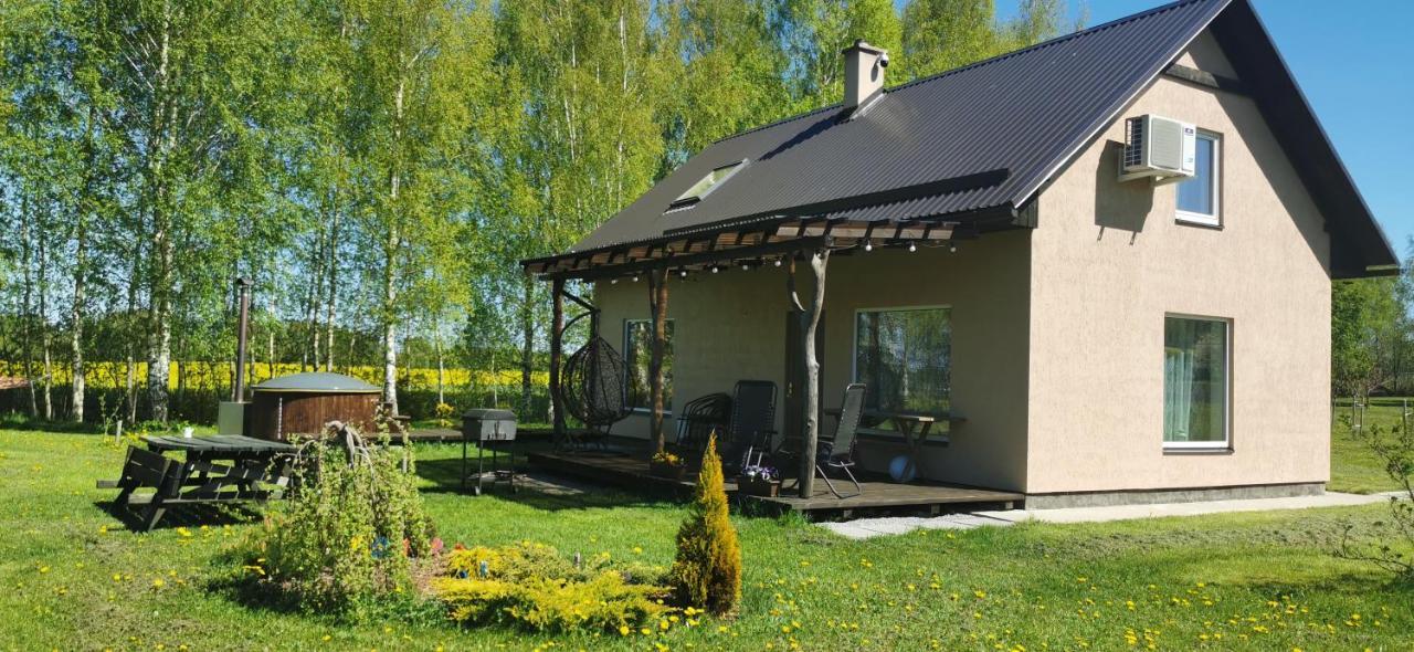 Burzini Villa Kuldīga Buitenkant foto
